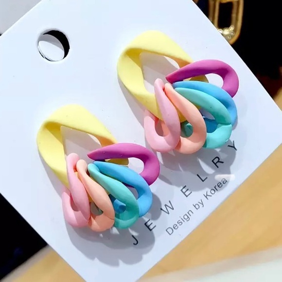 🍭CANDY COLORS🍭DROP LINK POST EARRINGS AVAILABLE IN 2 DIFFERENT COLORS NEW - Picture 6 of 6